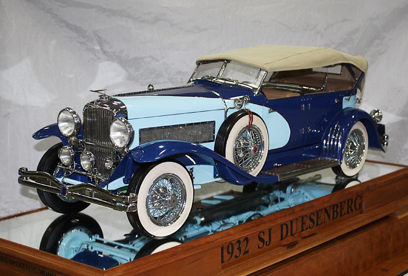 Details about   Gabriel Hubley 1932 Duesenberg SJ Phaeton 1:20 Scale Metal Classic Model Car Kit 