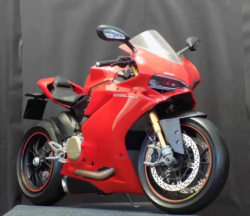 Photographs of completed Ducati Panegale 1299s